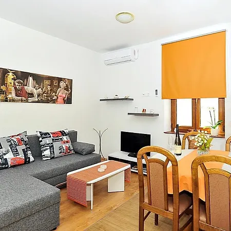 Apartman With Wifi - 16529 Zadar